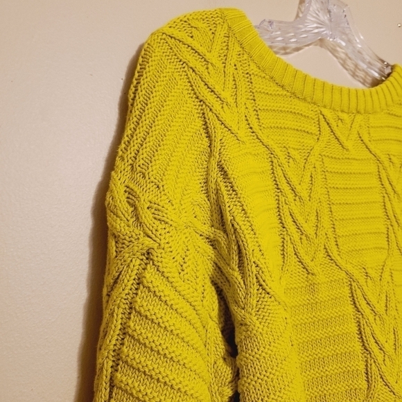 Talbots | Women's Vintage Cableknit Crewneck Sweater (Size Small) - Picture 3 of 12